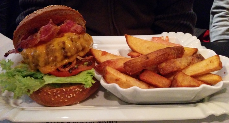 Bacon Cheeseburger